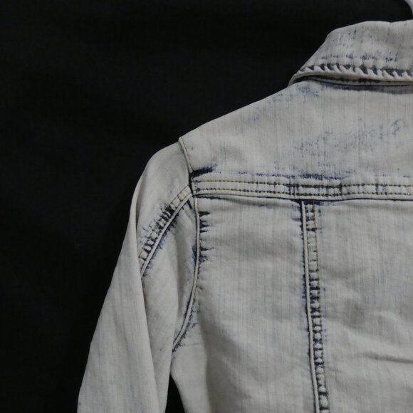 UK Girls By URBAN KIDS | medium (10/12) | Washed Blue Denim Jean Jacket | NWT - Picture 11 of 16